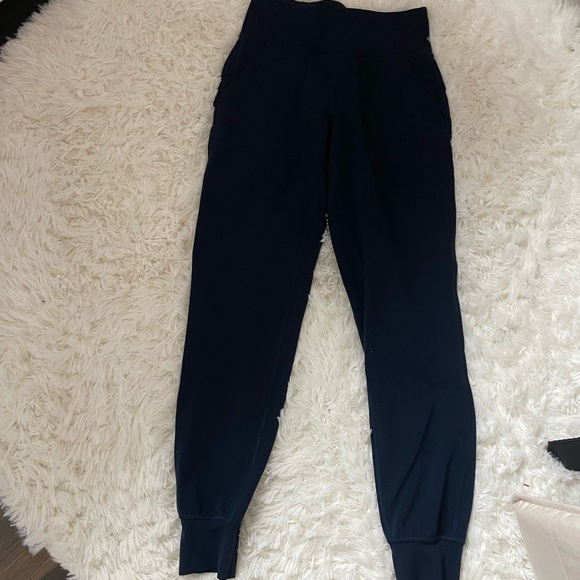 Lululemon joggers - Picture 3 of 6